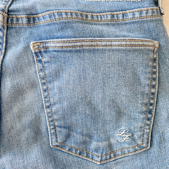 Lovers + Friends Ricky Mid-Rise Skinny Jean in Rivaldi Size 26 - Picture 9 of 16